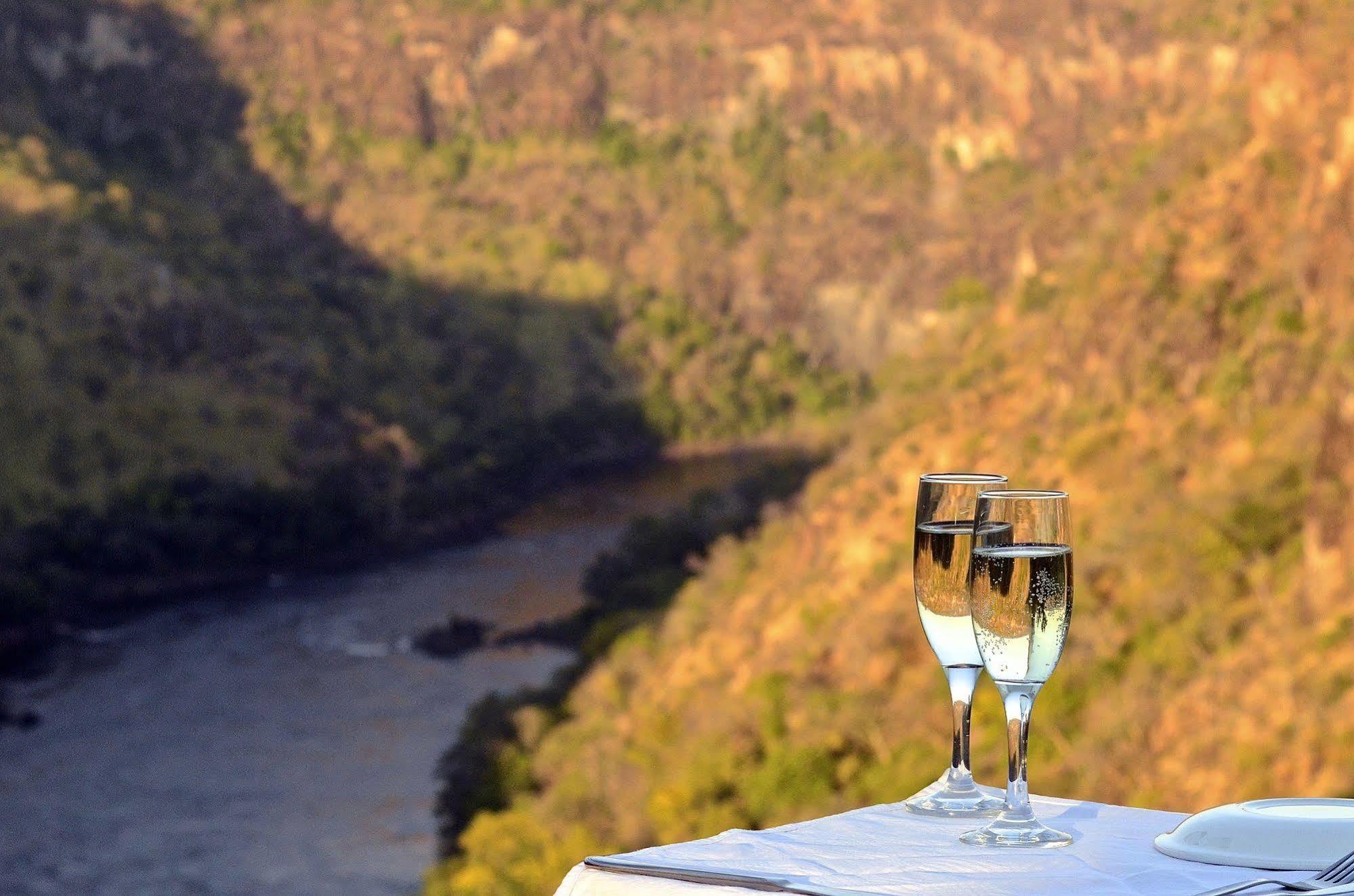 Gorges Lodge Victoria Falls Exterior photo